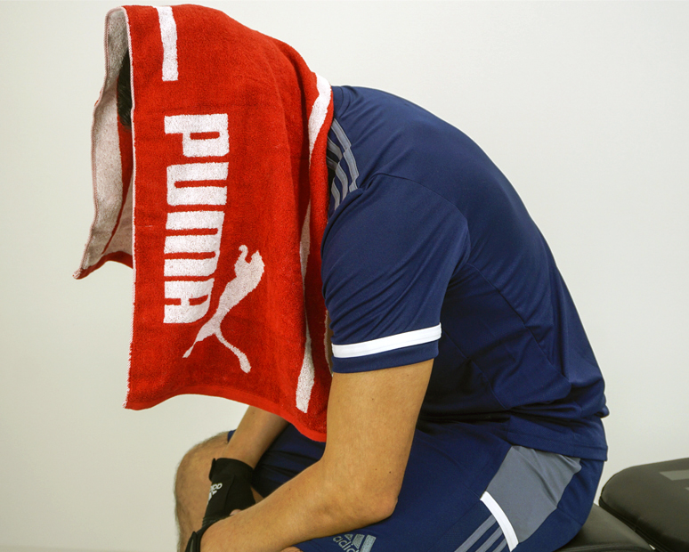 PUMA スポーツタオル